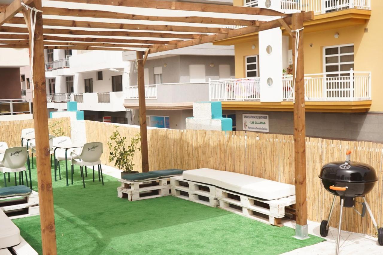 Single Fin Surf Hostel *